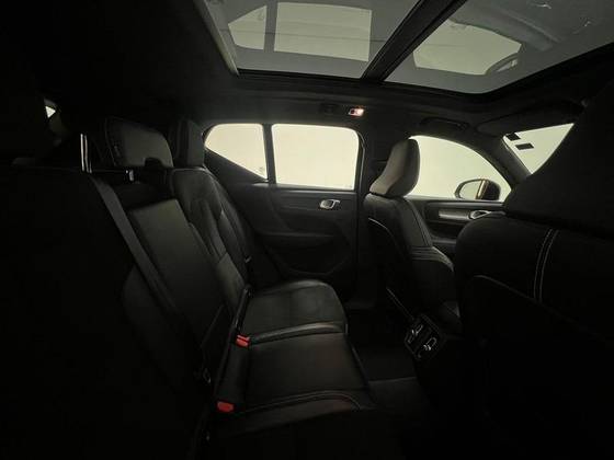 VOLVO XC40 2.0 T5 GASOLINA R-DESIGN AWD GEARTRONIC